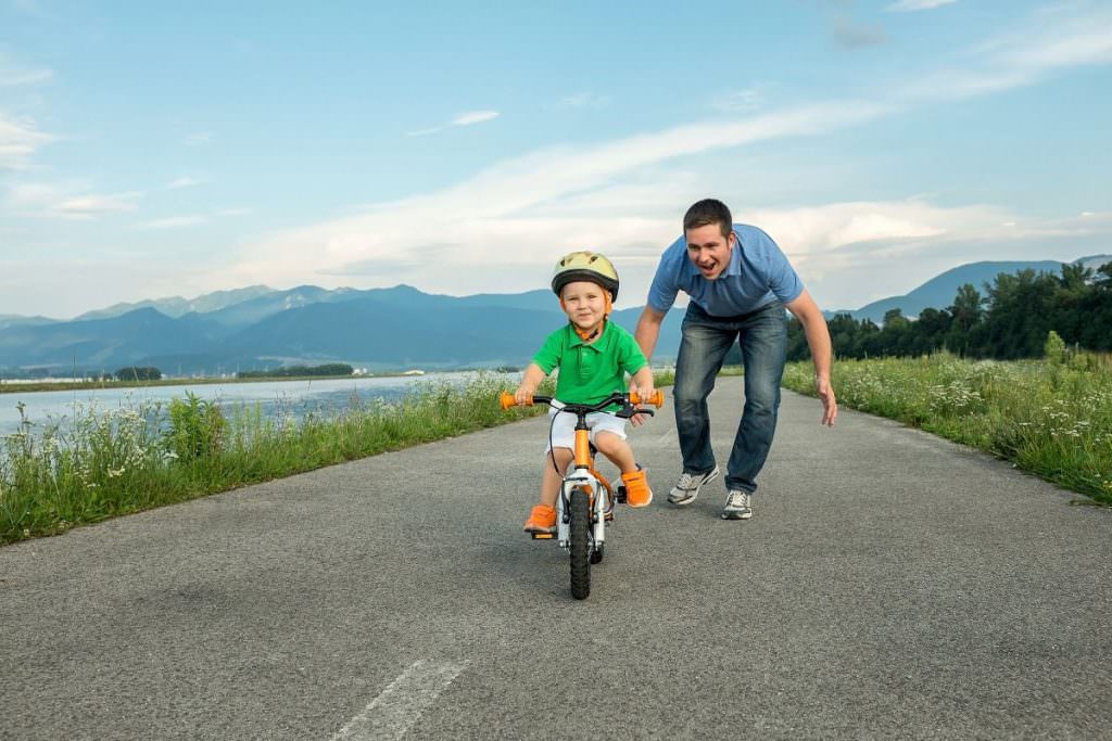 when can kids learn to ride a bike