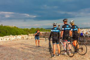 cycling tour jobs